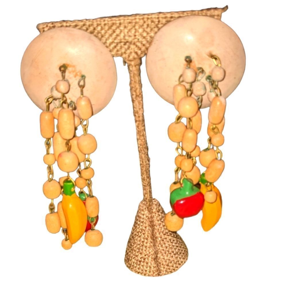 Vintage wooden fruit earrings‎